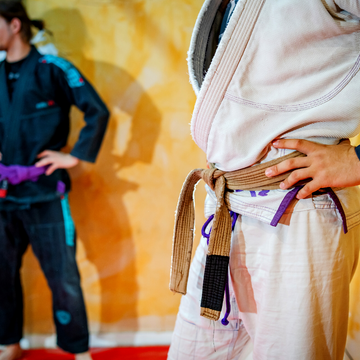 Get the Gi of Your Dreams: A Comprehensive Buying Guide for BJJ Enthusiasts